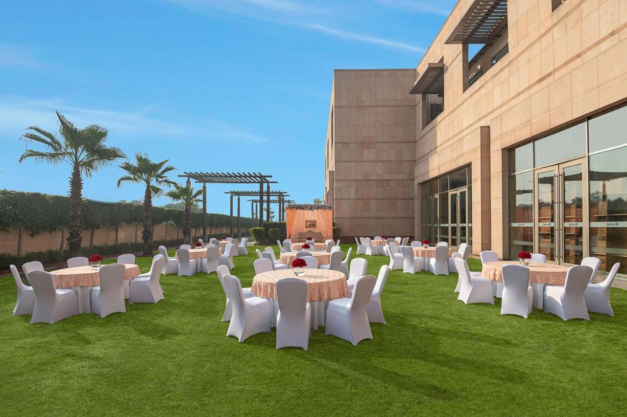 래디슨 블루 호텔 암리차르 외부 사진 The Westin, Gurgaon
